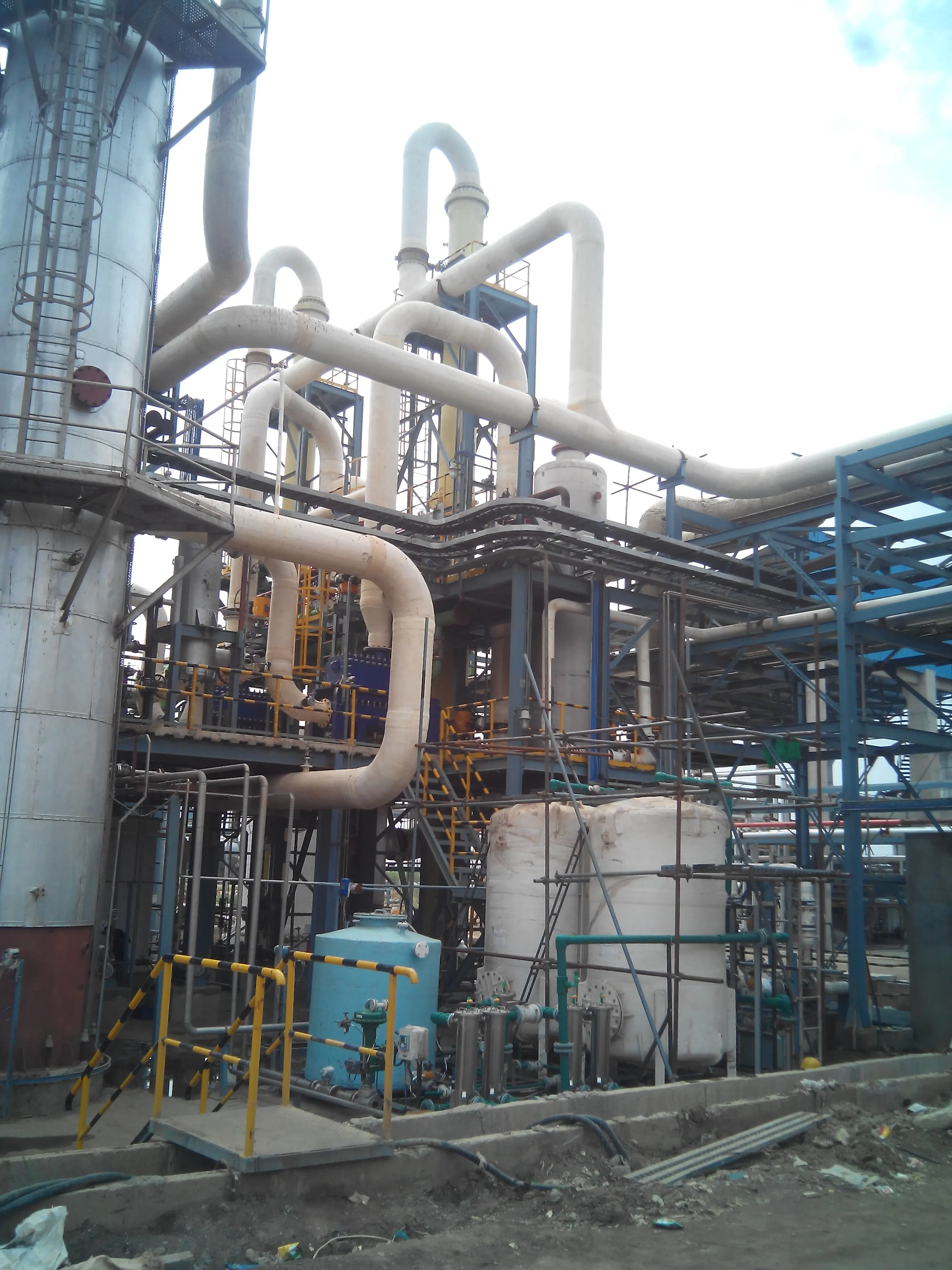 Sulphur Dioxide (SO₂) recovery plant from the Claus plant exhaust gas stream.